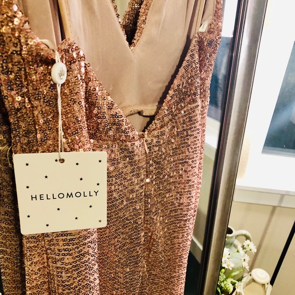 Beautiful, long sequin dress and it’s brand new! - Picture 7 of 7